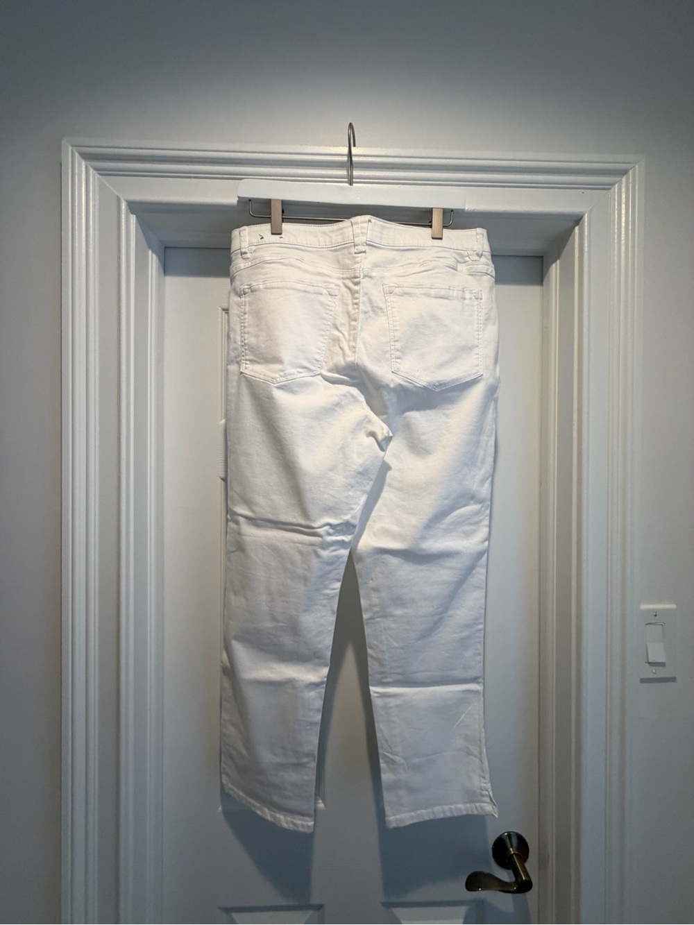 Logan Wit & Wisdom White Straight-Leg Jeans - Picture 5 of 5